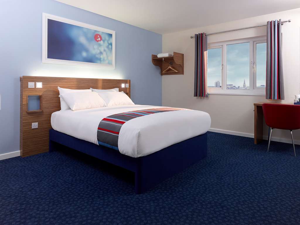 Travelodge Milton Keynes Old Stratford Bilik gambar
